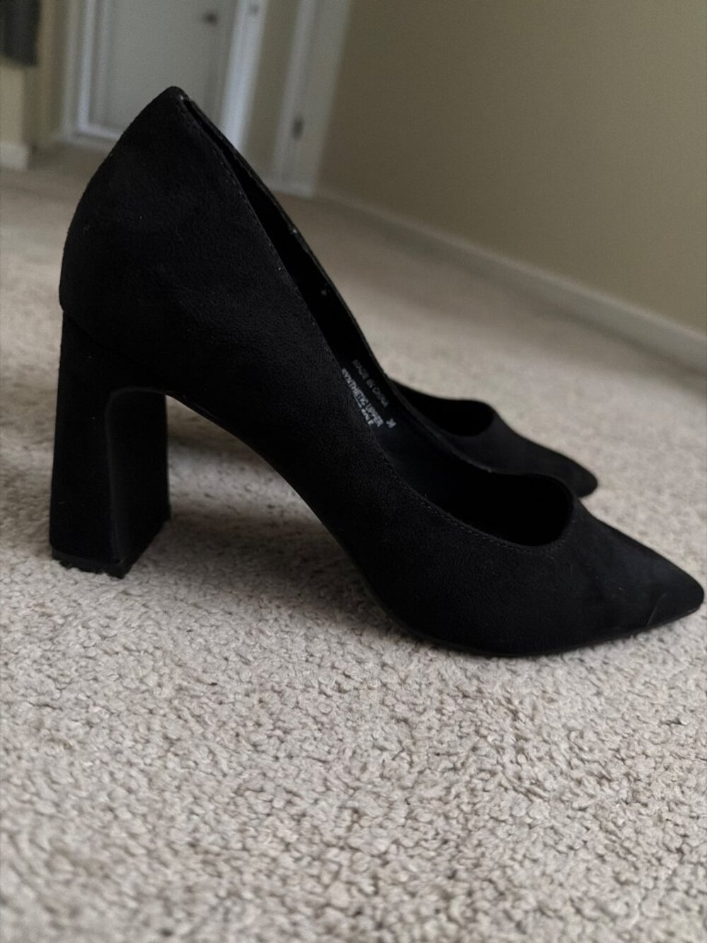 Steve Madden Black Pointed Toe Block Heels